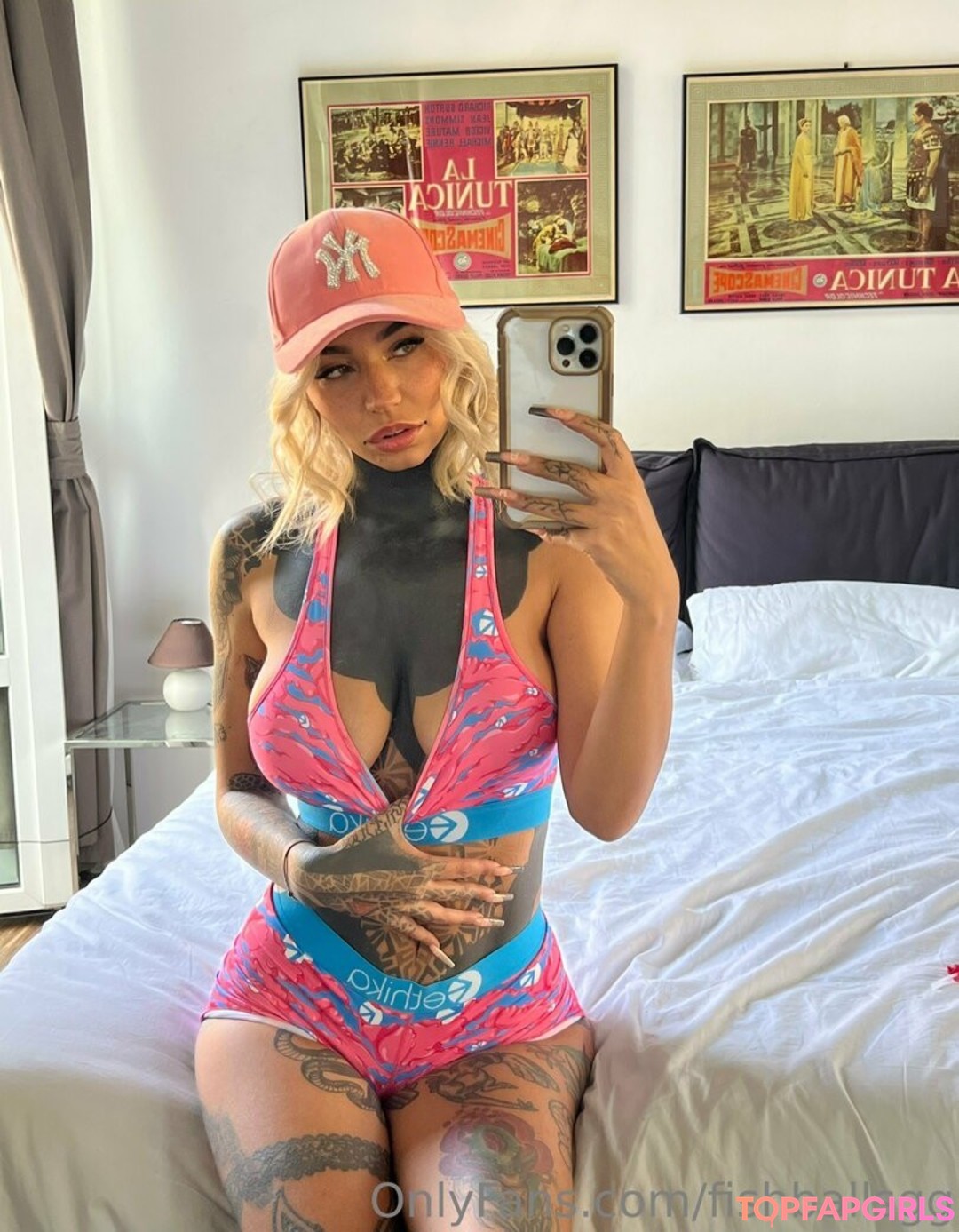social media influencer onlyfans sexy xxx pics