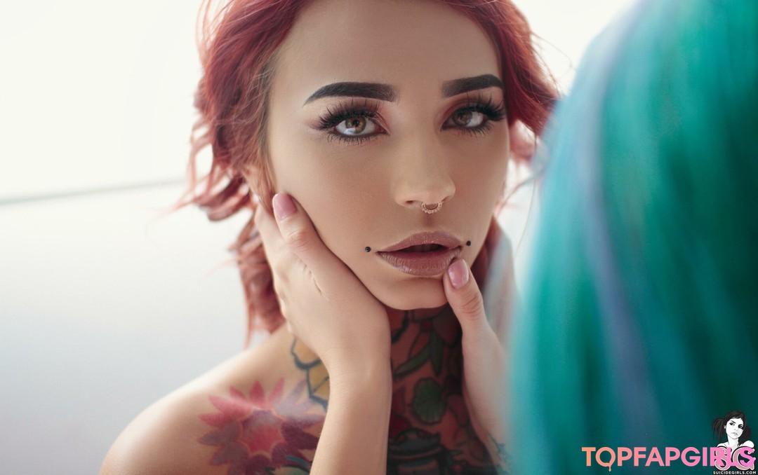 Fishball Suicide pretty pornstar gallery