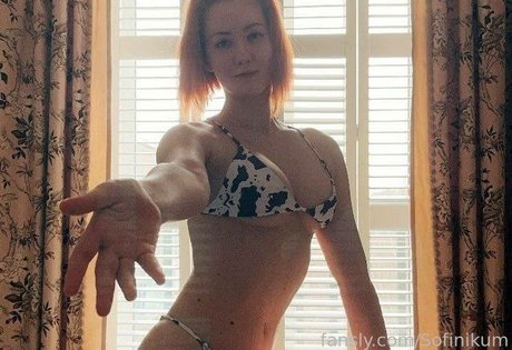 hot shemale onlyfans xxx pic