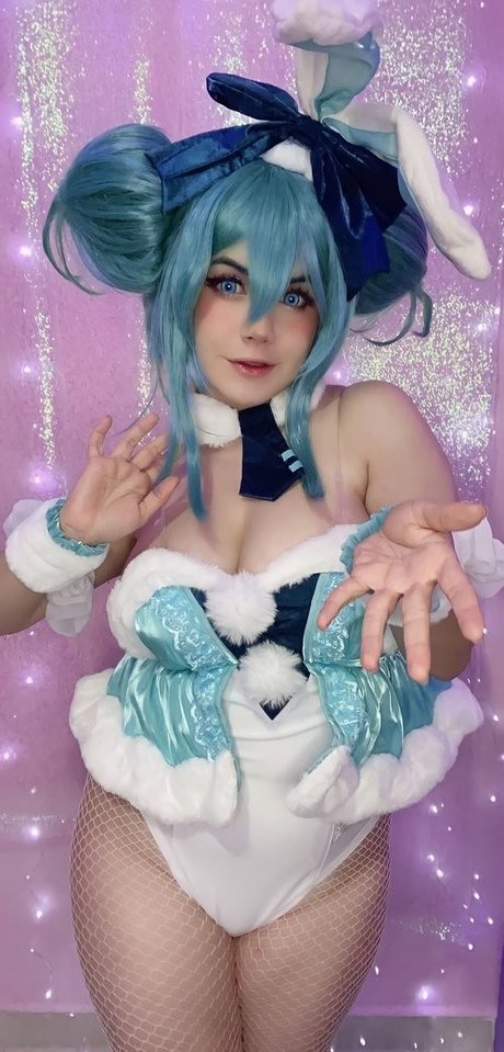 Punk Macarroni star exclusive photos