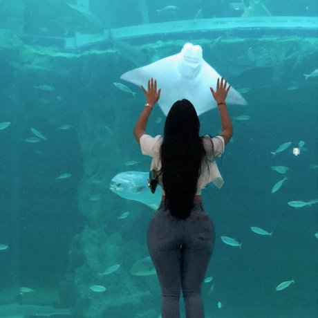 gloryhole wife onlyfans sexy nude images