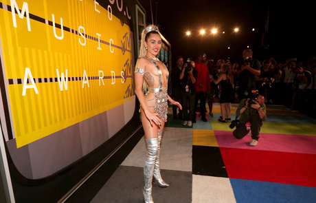 sneakers onlyfans nice images