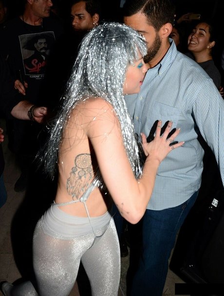 shemale interracial onlyfans sex picture