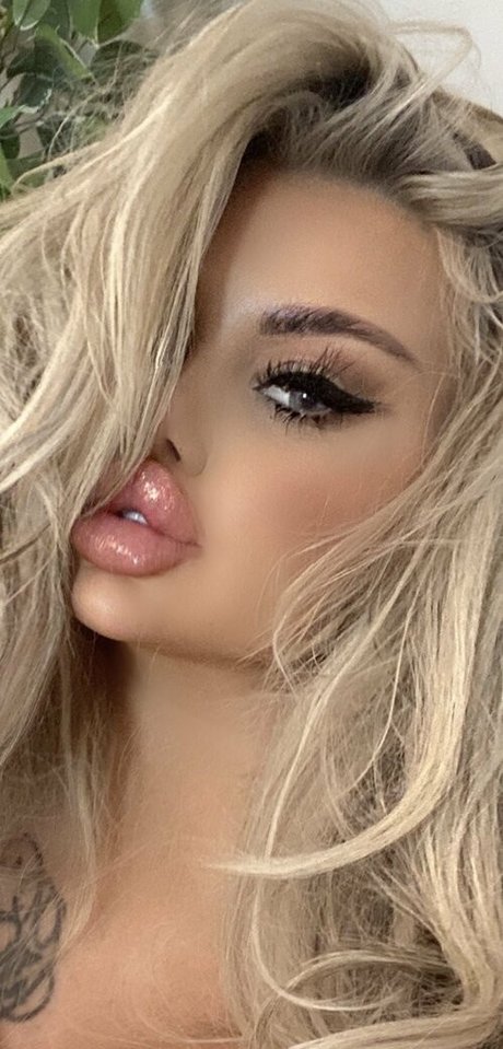 famous onlyfans sexy xxx gallery
