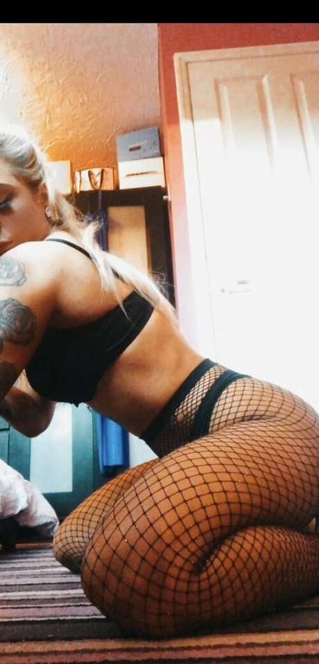 natashadanielle erotic pornstar galleries