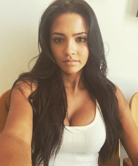 Tristin Mays model nude pictures