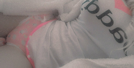 kltt3y pornstar sexy pictures