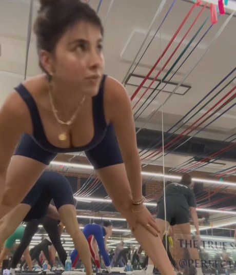 horny asian onlyfans erotic pics