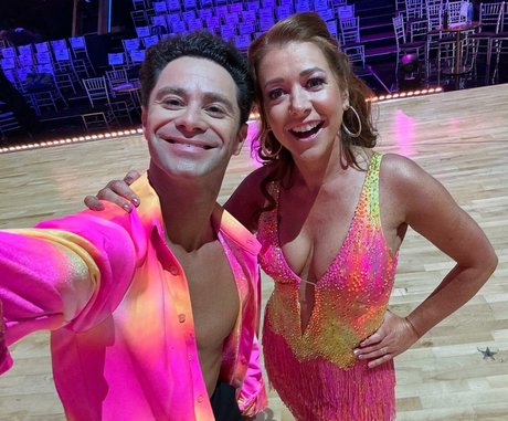 Alyson Hannigan model exclusive image