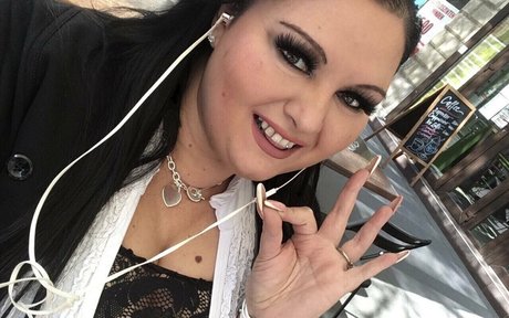 barbiessbbw erotic pornstar img