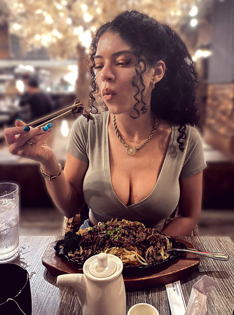 Brittany Venti free star photo