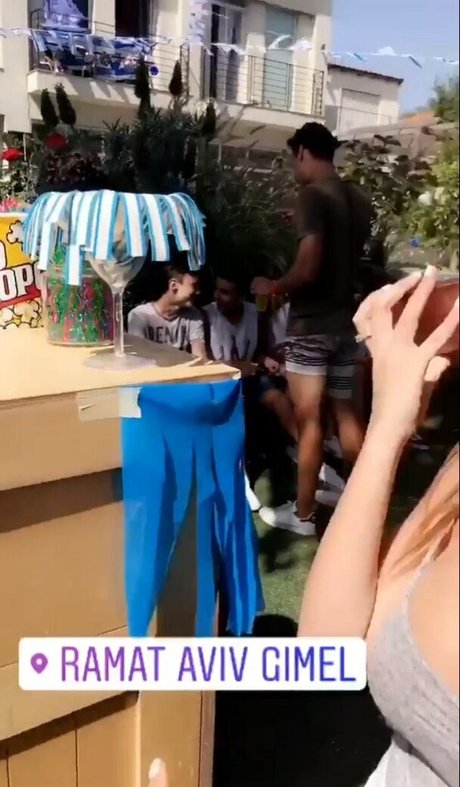 Coral Sharon pornstar beautiful image