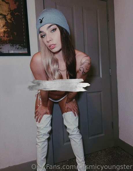 Cosmicyoungster free pornstar img