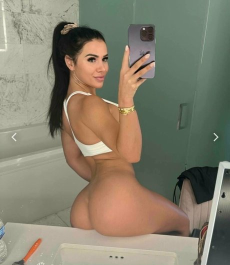 esteladior model exclusive photos