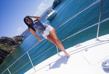 Luisianny Rondon sexy actress gallery