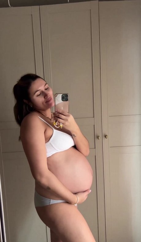 Anna Maria Damm sexy star galleries