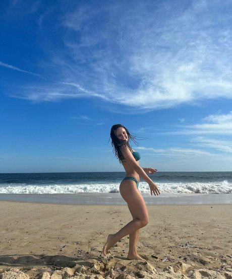 Larissa Manoela nudes pornstar pics