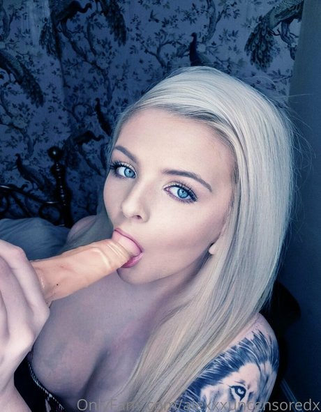 lexii louu model sex img