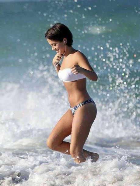 Isabela Merced pretty actress gallery