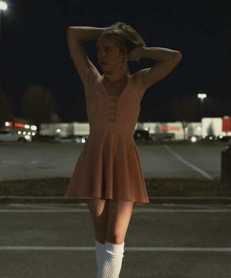 Mia taysun pretty actress pic