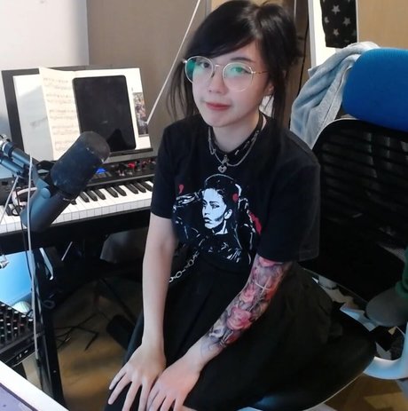 blonde deepthroat onlyfans sex pictures