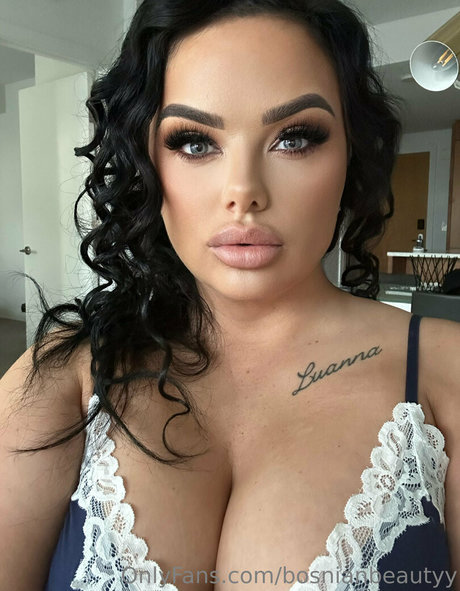 hairy legs onlyfans hd img