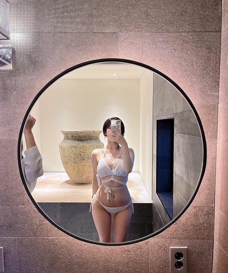 yudiii porn star img