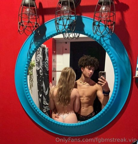 Sn0w bunnyy adult model images