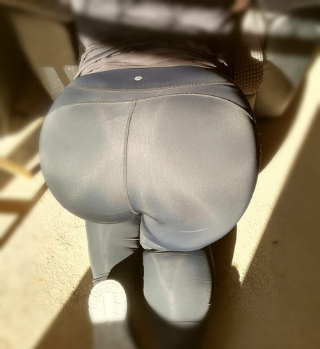 naked asian onlyfans nude photos