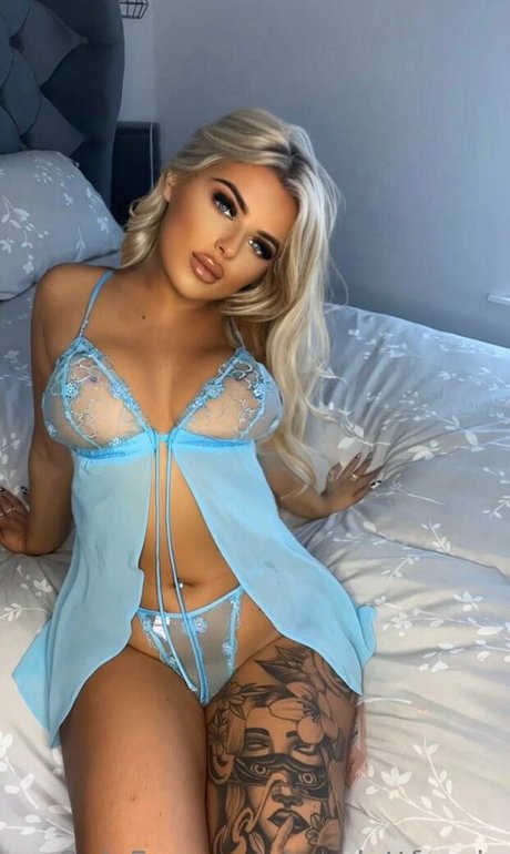 scarlettfoxvip pornstar perfect pics