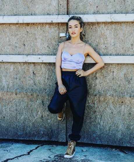 Alisha Edwards pornstar perfect archive