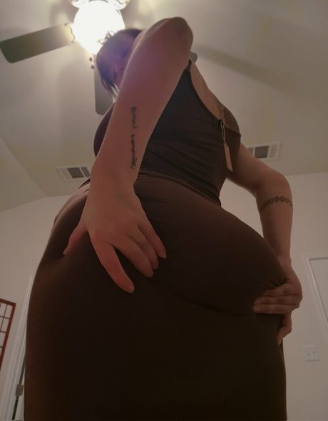 Gotten Sluttier pornstar free photos