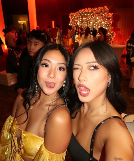 blowjob asian onlyfans naked image