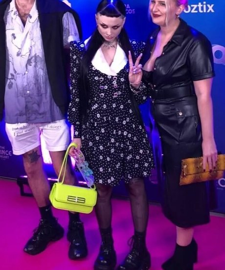 bent over pussy onlyfans pornographic picture