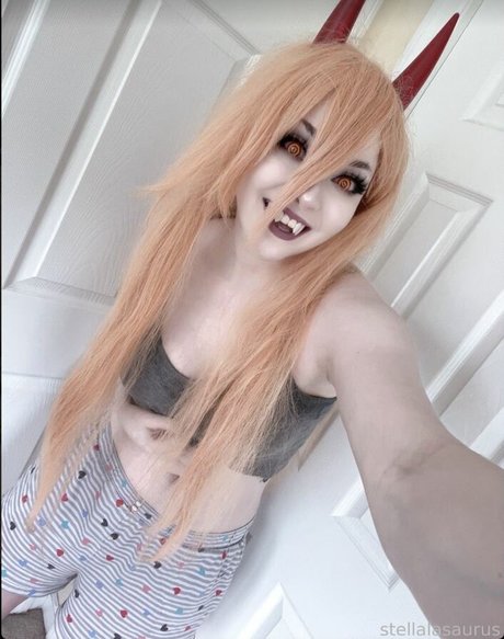 Stellalasaurus naked star pictures