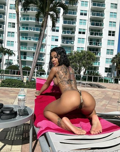 small dick shemale onlyfans hot photos