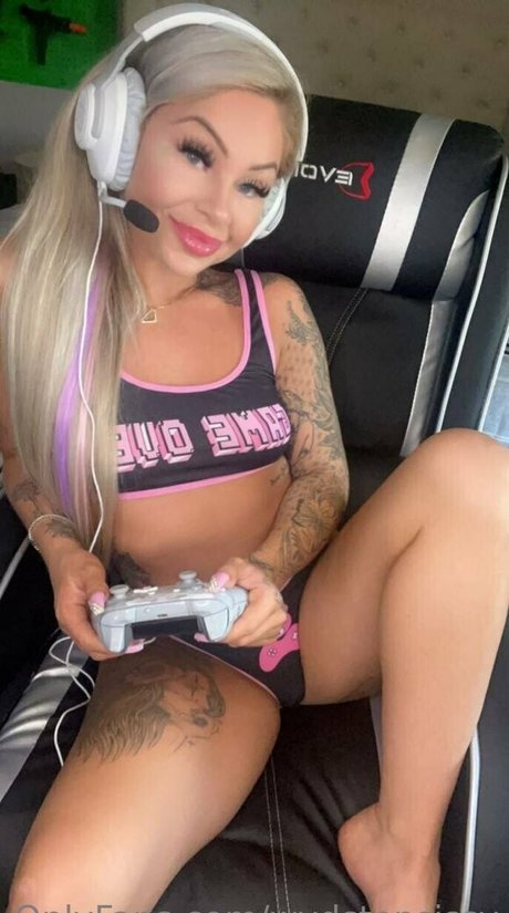 ebony midget onlyfans nice images