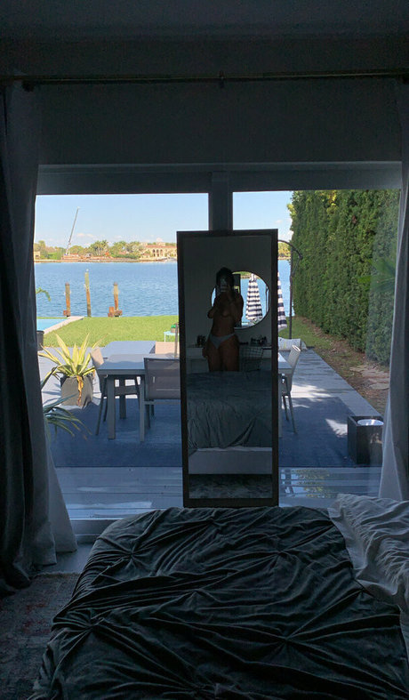 light onlyfans beautiful nude pics