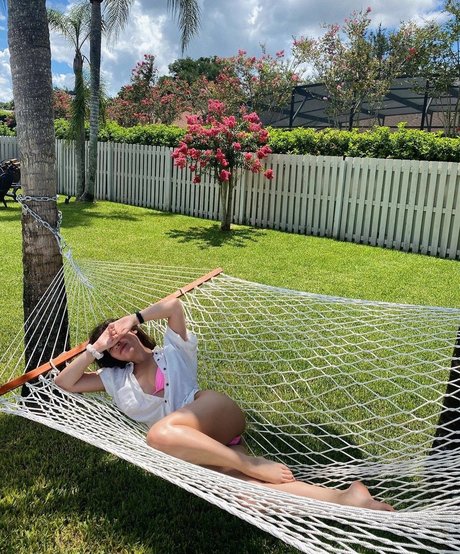 Isabella Gomez free star archive