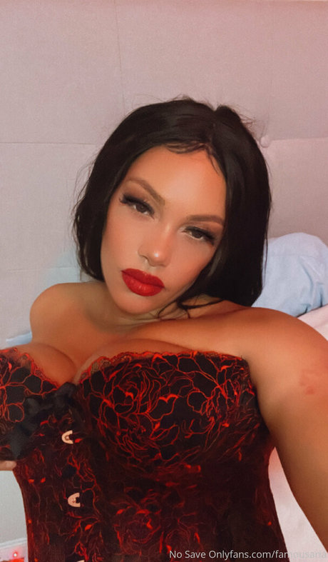 famousaria pornstar xxx pic