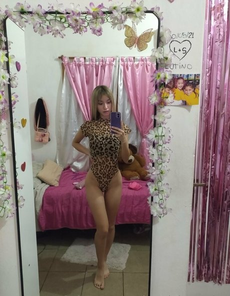 kayciebrowning nudes star gallery