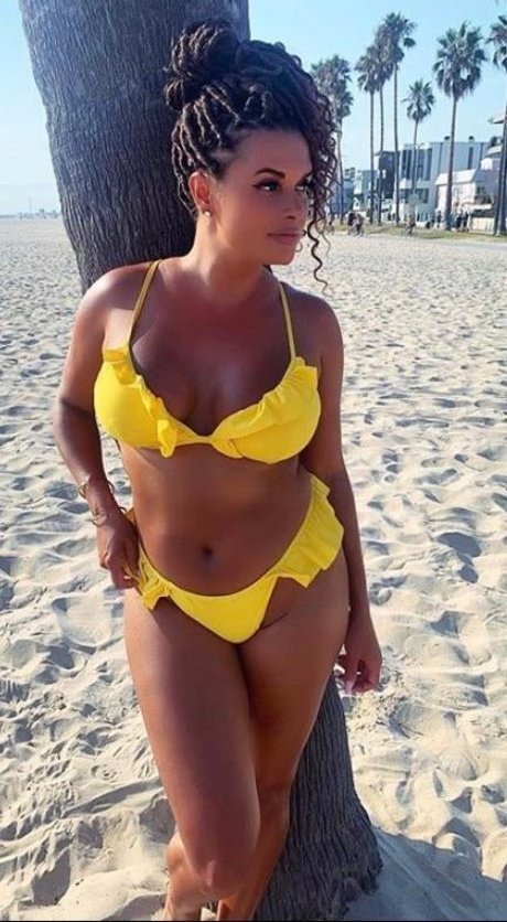 Joy Taylor porn model galleries