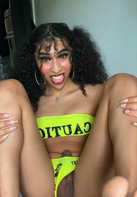 Tlavont xxx actress photo