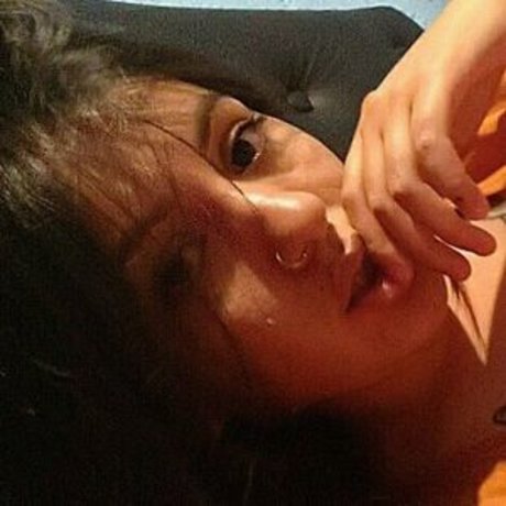 swinger milf onlyfans nude images