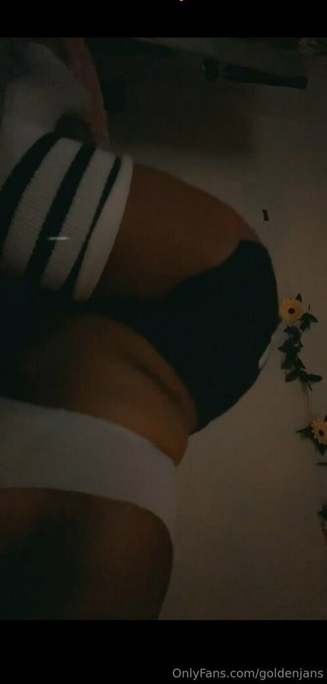 GoldenJans pornstar perfect pictures
