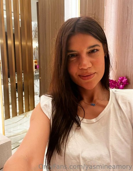 yasmineamory star pornographic photos