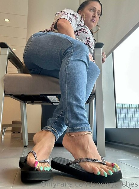 curvy babe onlyfans art naked pics