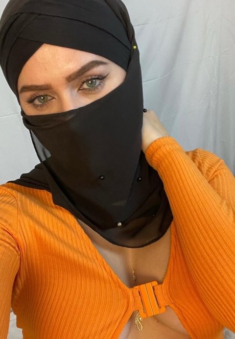 busty onlyfans adult galleries