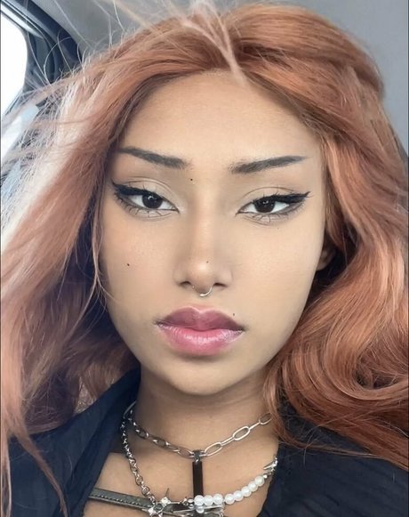 Lilecchigirl pornstar nice images