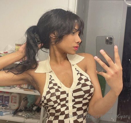 Lilecchigirl pornstar pretty photos